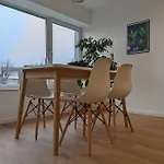 Zentrale Und Gemuetliche In Nah An Der Appartement