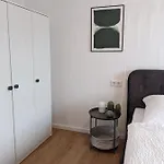 Zentrale Und Gemuetliche In Nah An Der Appartement *