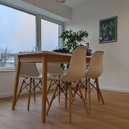 Zentrale Und Gemuetliche In Nah An Der Apartmán