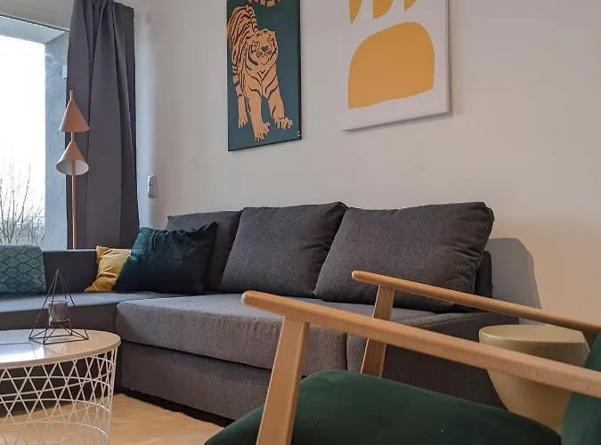 Apartment Zentrale Und Gemuetliche In Nah An Der *