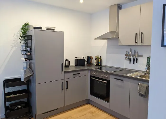 Apartment Zentrale Und Gemuetliche In Nah An Der *